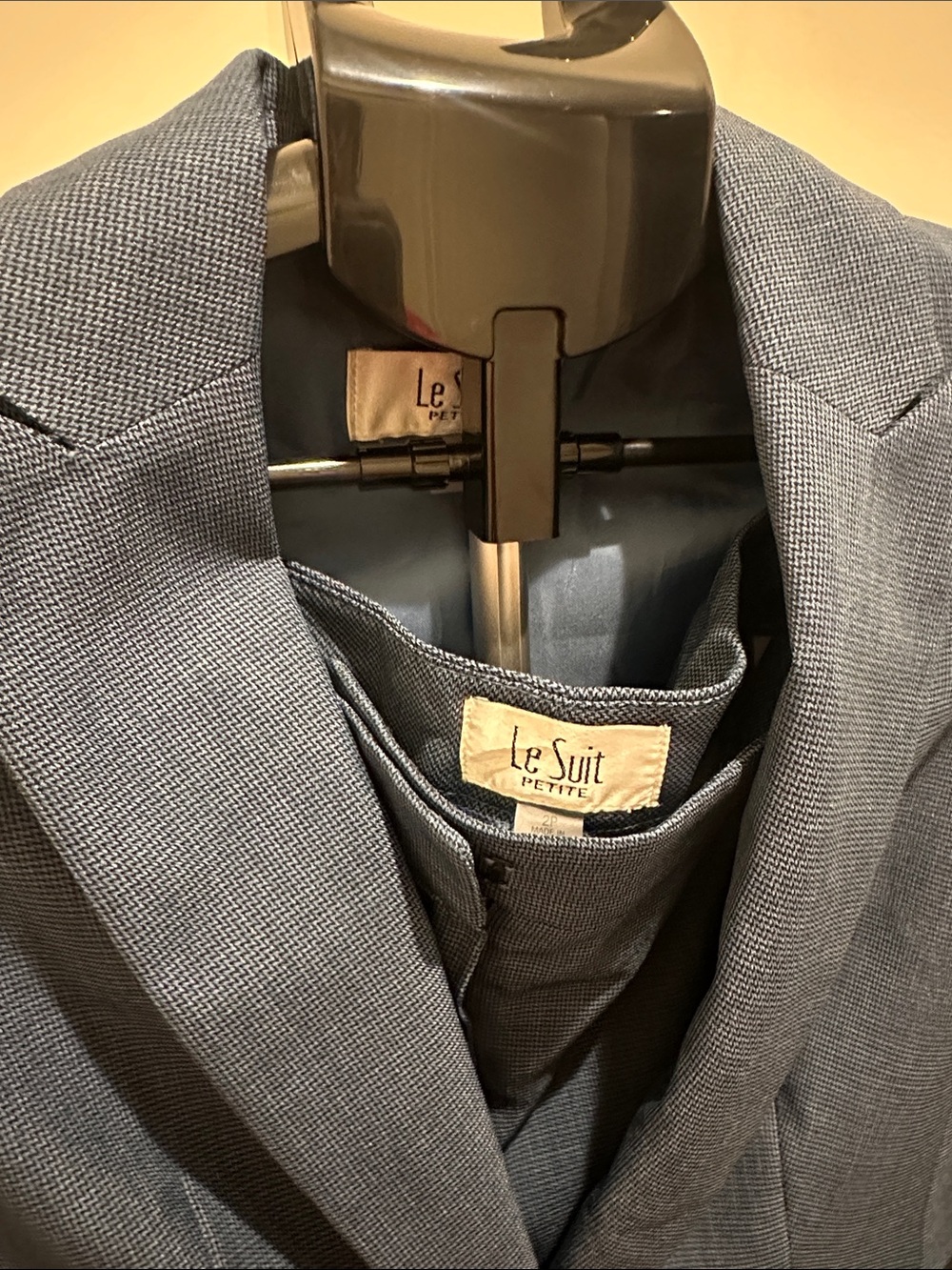 Le Suit Slate Blue Women's Tailored Blazer and Pants - Picture 2 of 5